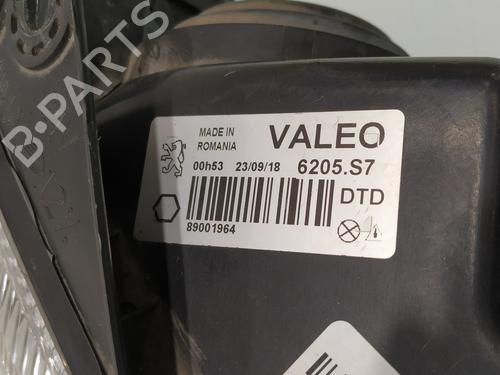 Right headlight PEUGEOT 206 Hatchback (2A/C) 1.4 HDi eco 70 | BP31792337C29