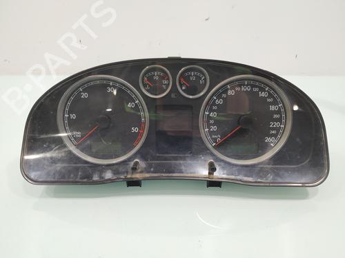 Used Instrument cluster VW PASSAT B5.5 (3B3) [2000-2005]  31316479