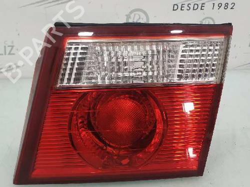 Used Right taillight KIA CARENS II MPV (FJ) 2.0 CRDi (113 hp) 8091329