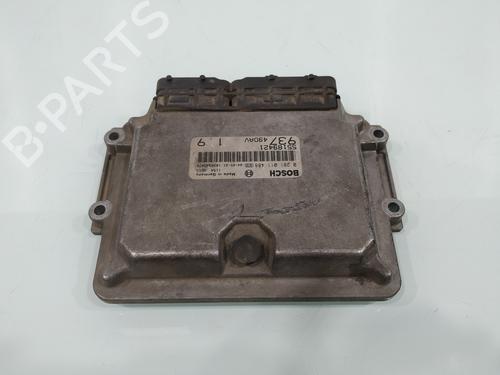 Centralita motor ALFA ROMEO 147 (937_) 1.9 JTDM (937.AXD1A, 937.AXV1A, 937.BXB1A) (115 hp) 28491664