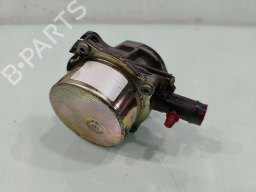 Used Vacuum pump RENAULT LAGUNA III (BT0/1) [2007-2015]  32697266
