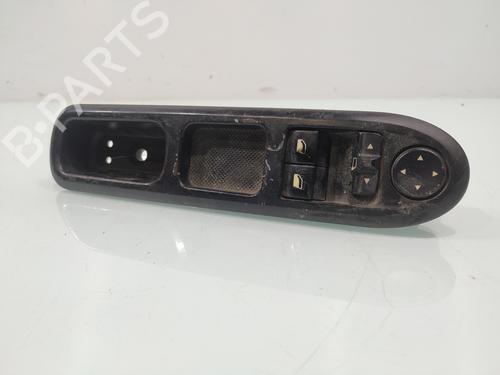 Used Left front window switch PEUGEOT 407 (6D_) 1.6 HDi 110 (6D9HZC, 6D9HYC) (109 hp) 31917175