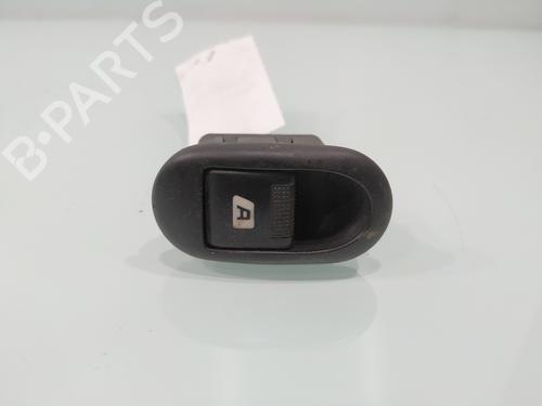 Used Right front window switch PEUGEOT 1007 (KM_) [2005-2025]  24855082