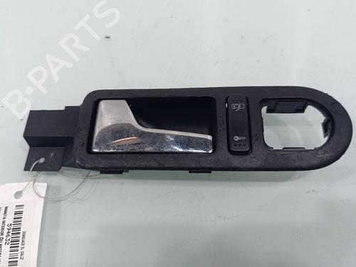 Used Front left interior door handle Front left interior door handle 38095483 38095483