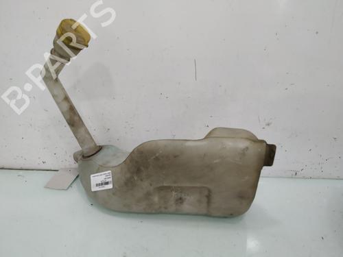Used Windscreen washer tank RENAULT MEGANE III Grandtour (KZ0/1) [2008-2016]  19708426