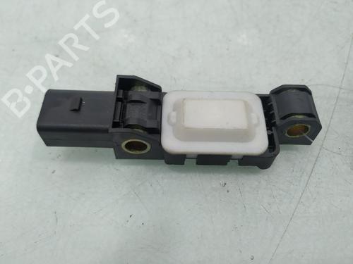 Autre VW TOUAREG (7LA, 7L6, 7L7) 2.5 R5 TDI (174 hp) 18472836