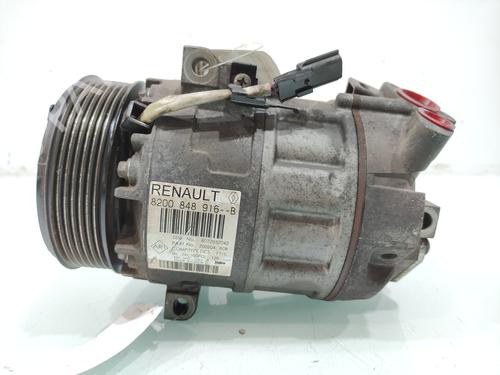 Used AC compressor AC compressor OPEL VIVARO B Bus (X82) [2014-2019] 33049280 33049280