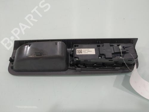 Left front window switch VOLVO V50 (545) D2 | BP33037302I27  - Image 10