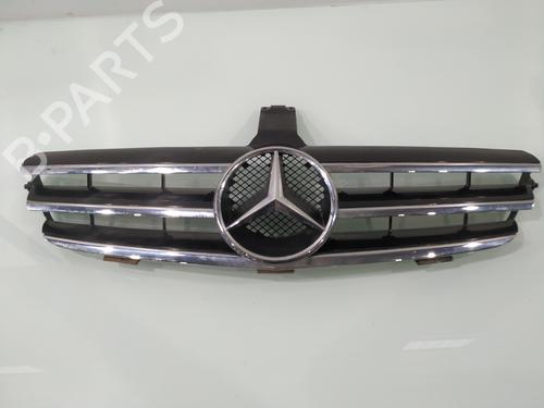 Used Grille MERCEDES-BENZ CLK (C209) [2002-2010]  29913301