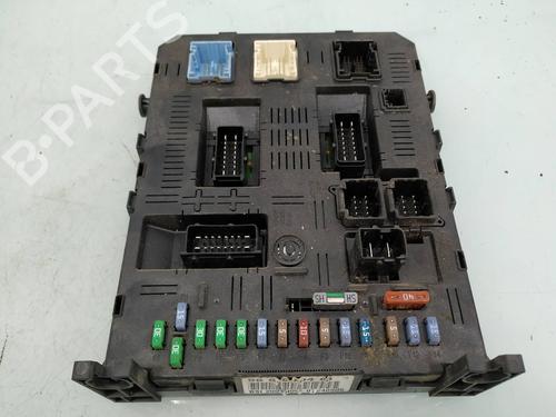 Boîte à Fusibles CITROËN C4 I (LC_) [2004-2014]  8095548