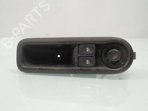 left-front-window-switch-renault-clio-iii-br01-cr01-2005-2006-2007-2008-2009-2010-2011-2012-2013-2014-32072117 main image