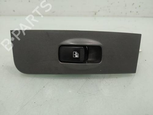 Used Left rear window switch HYUNDAI MATRIX (FC) 1.5 CRDi (102 hp) 17825200