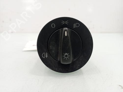 Licht Schakelaar VW GOLF IV (1J1) [1997-2008]  13939739