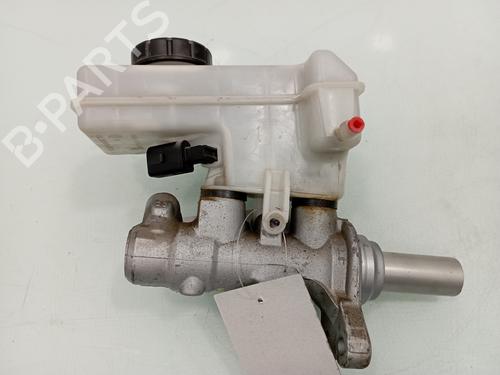 Used Brake master cylinder SKODA KAROQ (NU7, ND7) 1.6 TDI (115 hp) 15766766