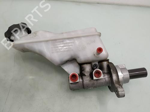 Used Brake master cylinder KIA SPORTAGE IV (QL, QLE) 2.0 CRDi AWD (136 hp) 9279825