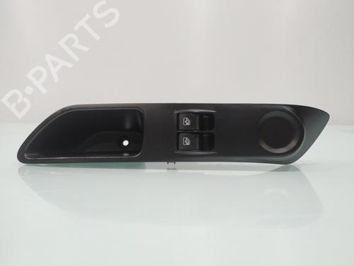Used Left front window switch IVECO DAILY VI Van 33S14, 35S14 (136 hp) 29532256