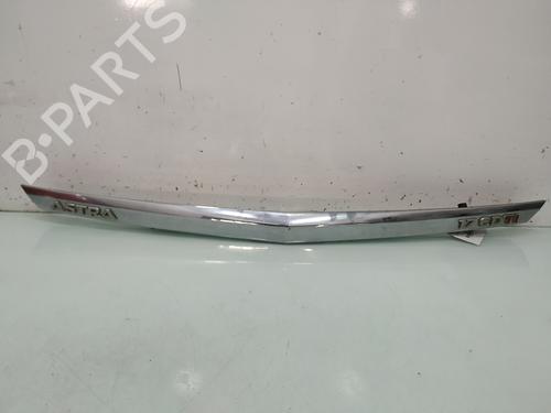 Used Tailgate handle OPEL ASTRA H (A04) [2004-2014]  21097242