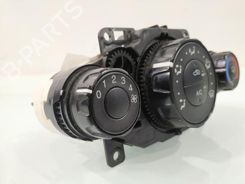 Climate control FORD FIESTA VI (CB1, CCN) 1.6 TDCi | BP29869497I5