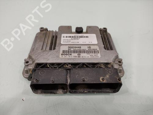 Used Engine control unit (ECU) Engine control unit (ECU) CHEVROLET LACETTI (J200) [2003-2026] 32697345 32697345