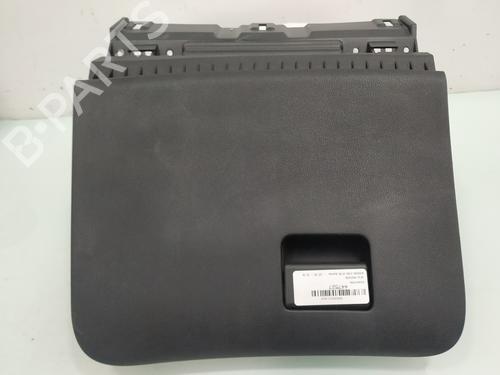 Used Glove box NISSAN JUKE (F15) 1.6 (113 hp) 13059293