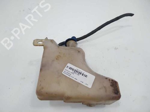 Used Windscreen washer tank KIA SPORTAGE SUV (K00) 2.0 TD 4WD (83 hp) 8084771