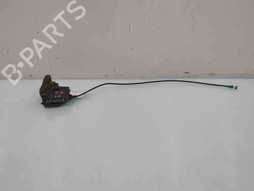 Højre bagtil lås Højre bagtil lås RENAULT MEGANE I Classic (LA0/1_) 1.9 D (LA0A, LA0U, LA0R) (64 hp) 33852088 33852088