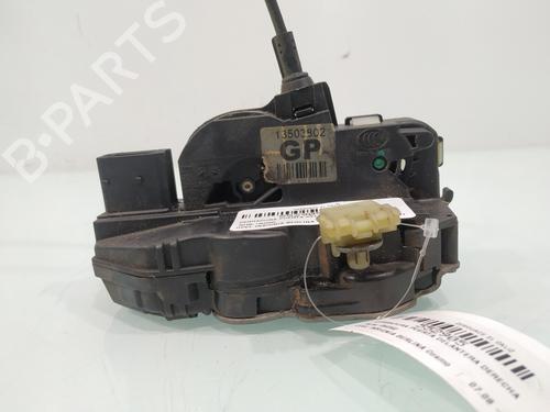 Used Front right lock OPEL INSIGNIA A (G09) [2008-2017]  30773502