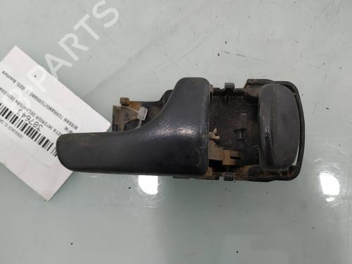 Used Front right interior door handle NISSAN TERRANO II (R20) 2.7 TDi 4WD (125 hp) 9743291
