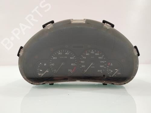 Cockpit PEUGEOT 206 Hatchback (2A/C) 1.4 LPG (75 hp) 29825369