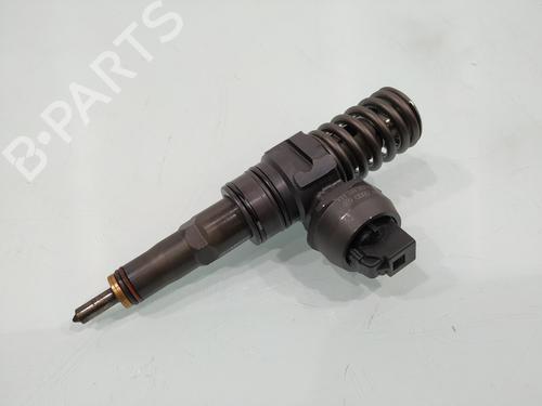 Injektor für SKODA OCTAVIA I (1U2) 1.9 TDI (100 hp) 31352593