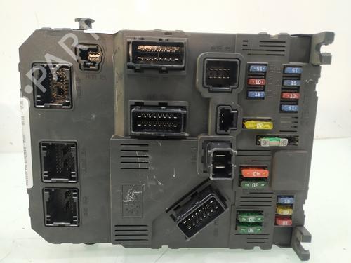 Used Fuse box PEUGEOT 206 Hatchback (2A/C) 1.1 i (60 hp) 16588637