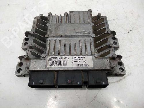Used Engine control unit (ECU) RENAULT MEGANE II Saloon (LM0/1_) [2003-2025]  8084915