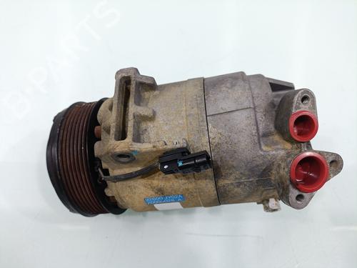 Used AC compressor AC compressor RENAULT KOLEOS I (HY_) 2.0 dCi (HY0K) (150 hp) 35978552 35978552