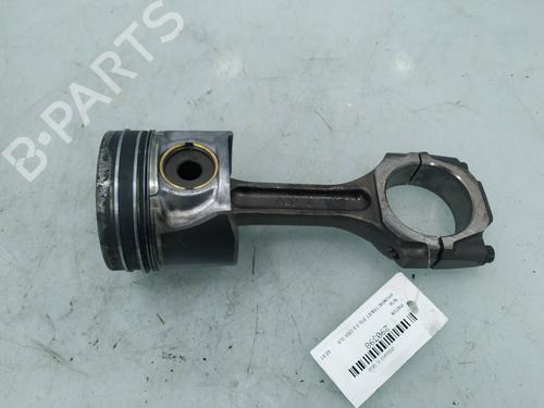 other-hyundai-trajet-fo-20-crdi-1999-2000-2001-2002-2003-2004-2005-2006-2007-2008-14029796 main image