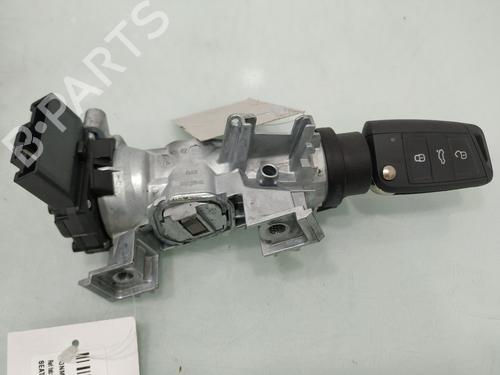 Clé de contact SEAT ARONA (KJ7, KJP) 1.0 TSI (115 hp) 20701352