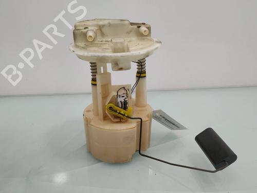 Used Fuel pump RENAULT CLIO II (BB_, CB_) [1998-2016]  8405827