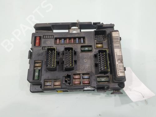 Sikringsdåse CITROËN C5 I (DC_) 2.0 HDi (DCRHZB, DCRHZE) (109 hp) 30615906