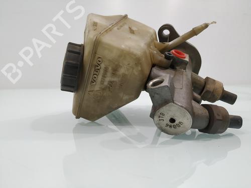 Brake master cylinder VOLVO XC90 I (275) D5 AWD | BP8086304M77 