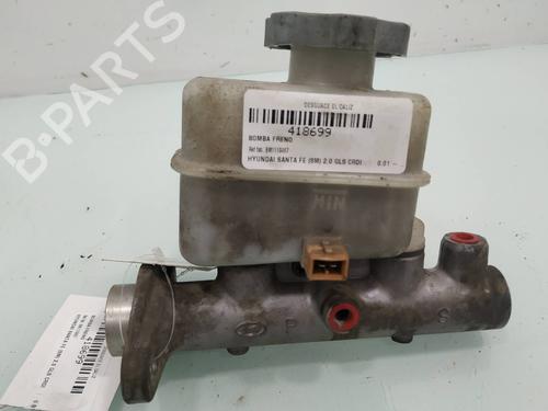 Used Brake master cylinder HYUNDAI SANTA FÉ I (SM) 2.0 CRDi (113 hp) 10730357