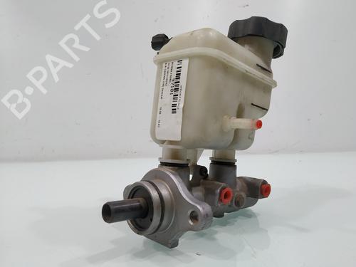 Used Brake master cylinder KIA CARENS III MPV (UN) 2.0 CRDi 140 (140 hp) 8092635