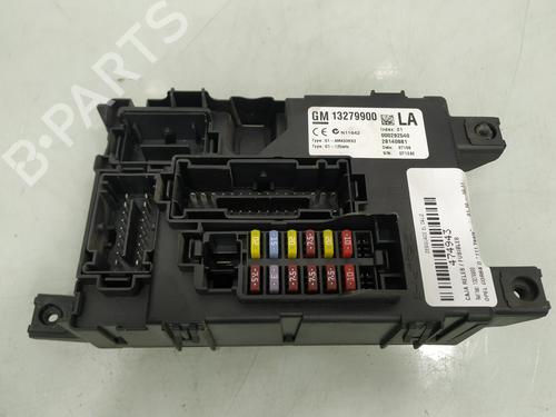 Used Fuse box OPEL CORSA D (S07) [2006-2015]  18264065