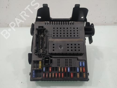 Used Fuse box Fuse box 37236705 37236705