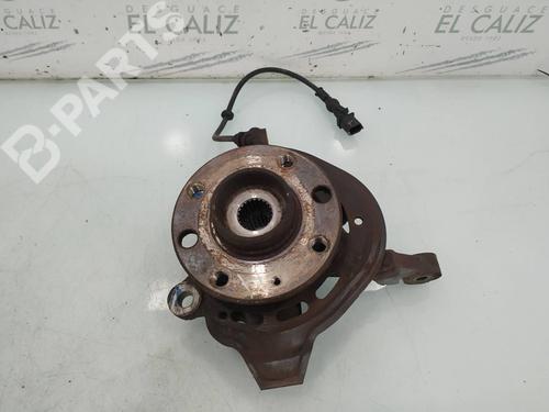 Used Left front steering knuckle Left front steering knuckle OPEL CORSA C (X01) 1.2 (F08, F68) (75 hp) 8095542 8095542