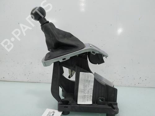 Used Gear lever PEUGEOT 5008 (0U_, 0E_) 1.6 HDi (110 hp) 20149526