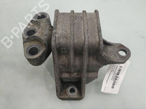 Used Engine mount OPEL VECTRA C Estate (Z02) 1.9 CDTI (F35) (120 hp) 10243130