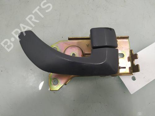 Used Front right interior door handle KIA SORENTO I (JC) 2.5 CRDi 4WD (140 hp) 9278751