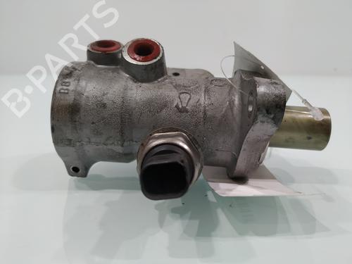Brake master cylinder RENAULT LAGUNA II Grandtour (KG0/1_) 2.2 dCi (KG0F) | BP9580429M77 