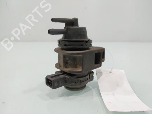 electronic-sensor-renault-clio-iii-br01-cr01-2005-2006-2007-2008-2009-2010-2011-2012-2013-2014-32083379 main image