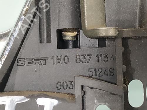 Venstre bak invendig håndtak SEAT LEON (1M1)  | BP25721461I15 