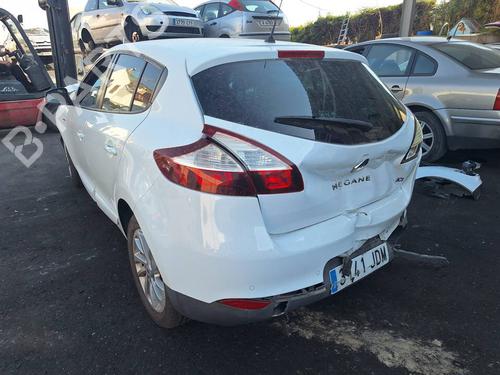 Brugte RENAULT MEGANE III Hatchback (BZ0/1_, B3_) 1.5 dCi (BZ1G, BZ1W, BZ0R) 4971616